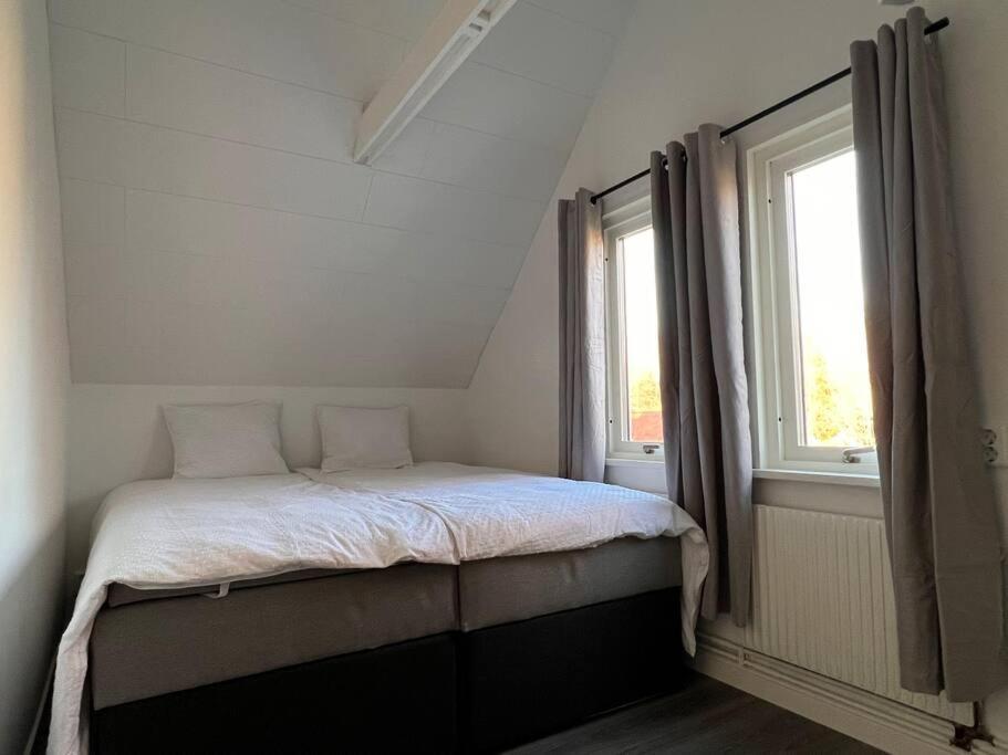 Lantlig Villa I Ljungbyhed ภายนอก รูปภาพ