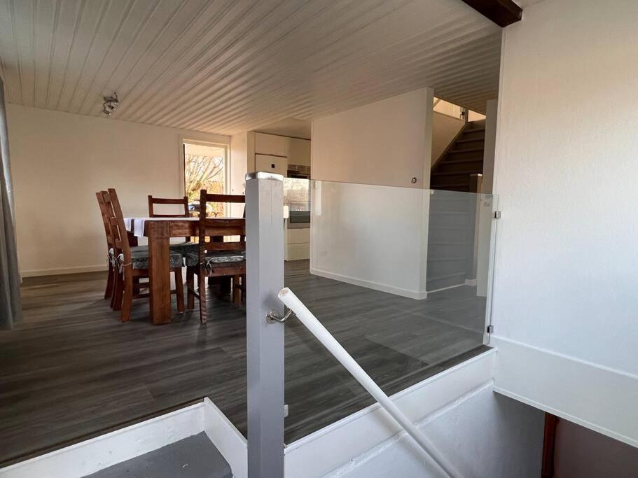Lantlig Villa I Ljungbyhed ภายนอก รูปภาพ